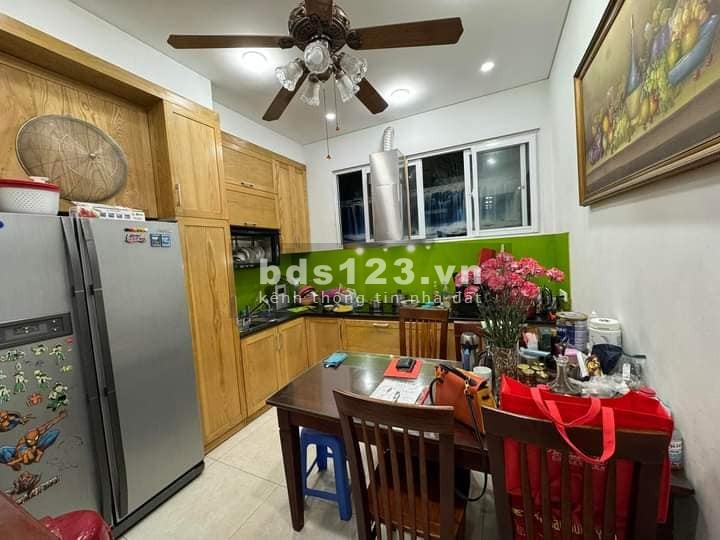 Nhà Đẹp Ô Tô Vào Nhà Trương Định 41m, 5 tầng, mt 3.4m, giá 8.4 tỷ.