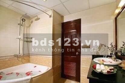 Bán nhà khách sạn quận Hoàn Kiếm 70m, 7 tầng, mặt tiền 3.5m, giá 33.5 tỷ.