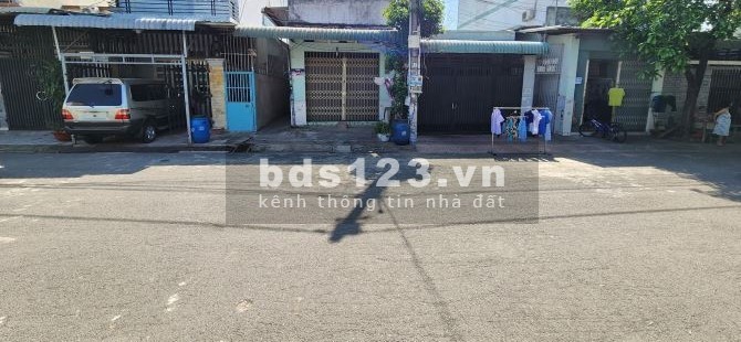 Bán dãy trọ 3.2 tỷ đồng ngay khu công nghiệp Bình Đáng diện tích 108m2