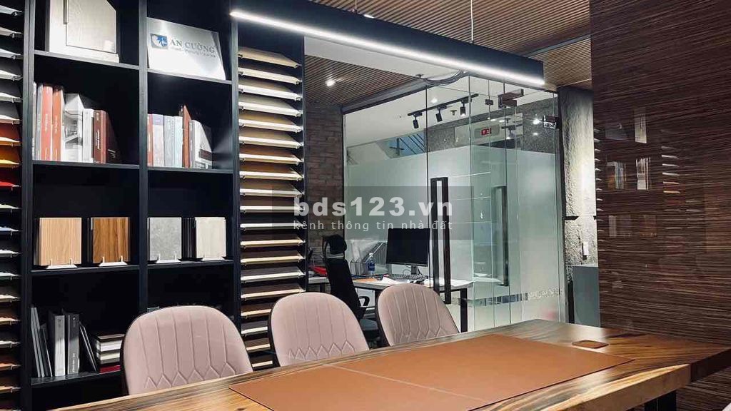 Cho thuê MB văn phòng đường Cộng Hoà, Tân Bình - DT 90m2 - Giá 14tr/ tháng