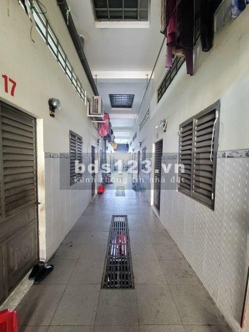 Bán nhà trọ 300m2 tại KDC Việt Sing giá cực hấp dẫn cắt lỗ 4.5 tỷ NH hỗ trợ vay 70%