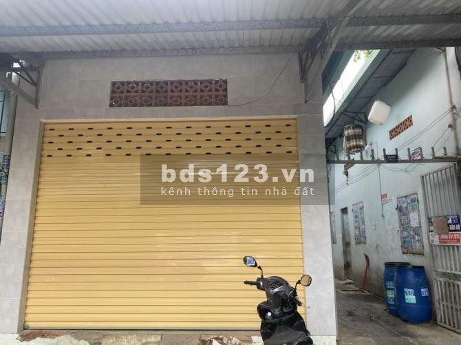 Bán dãy trọ 120m2, mặt tiền đường số 6 thuộc xóm Vắng Bình Dương giá 4.8 tỷ NH hỗ vay 70%