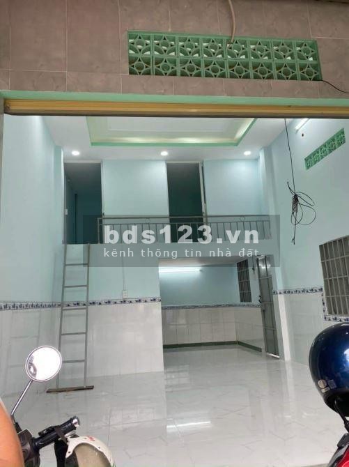 Bán dãy trọ 120m2, mặt tiền đường số 6 thuộc xóm Vắng Bình Dương giá 4.8 tỷ NH hỗ vay 70%