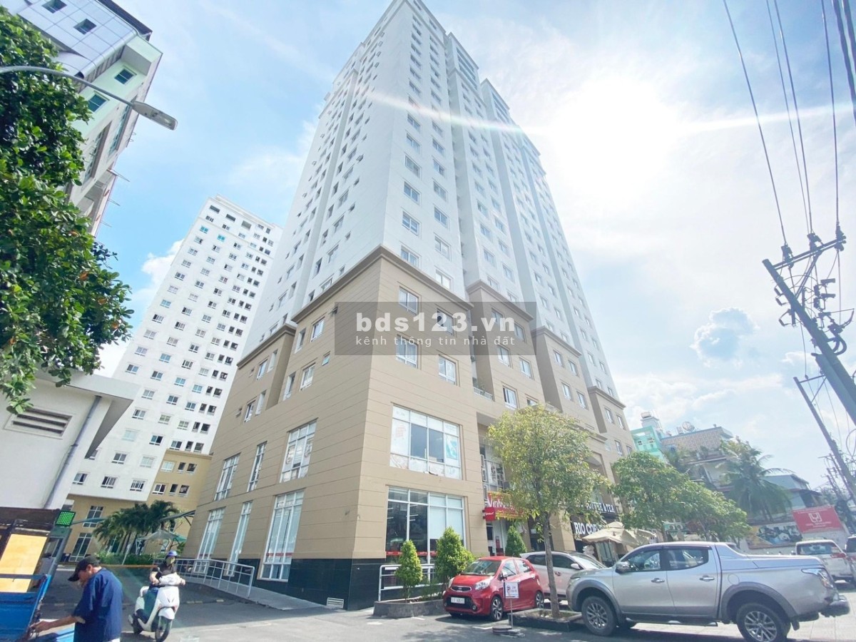Chính chủ cần bán căn 3 PN CC Topaz Garden, số 4 Trịnh Đình Thảo Q. Tân Phú