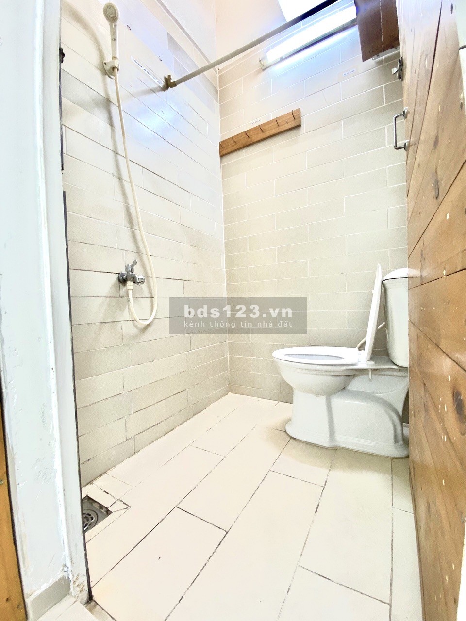 [Chu Văn An thông ra Nơ Trang Long] Phòng trọ máy lanh, gác lửng, wc riêng - 3.8 triệu