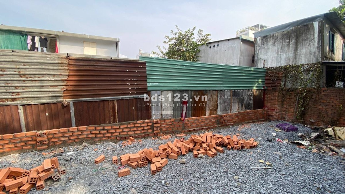 Cho thuê đất phường Bình Thuận, Quận 7 - giá 5triệu - 110.7m2