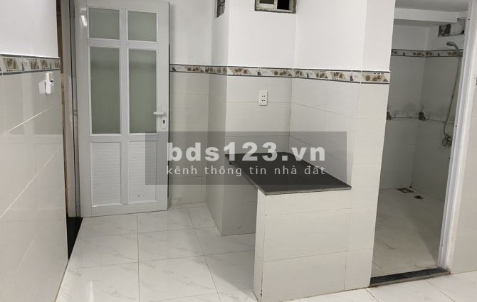 Bán CHDV diện tích 222m2 giá 28.5 tỷ đồng gần cao đẳng Lý Tự Trọng