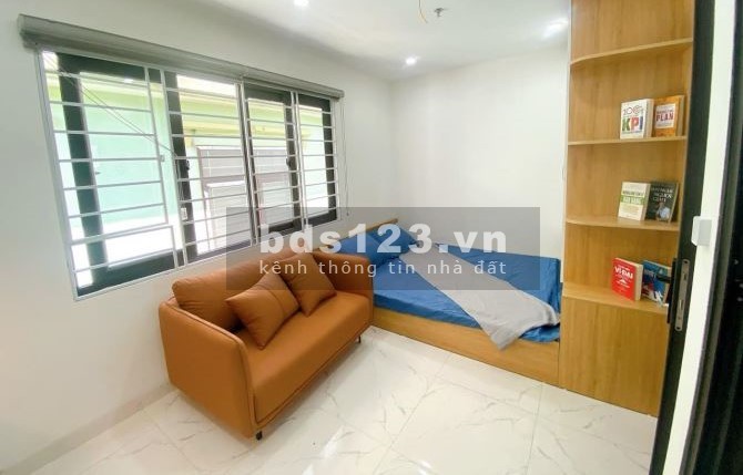 Bán tòa nhà CCMN tại phố Khương Đình, thiết kế 8 tầng, 36 phòng giá ưu đãi 23.9 tỷ đồng