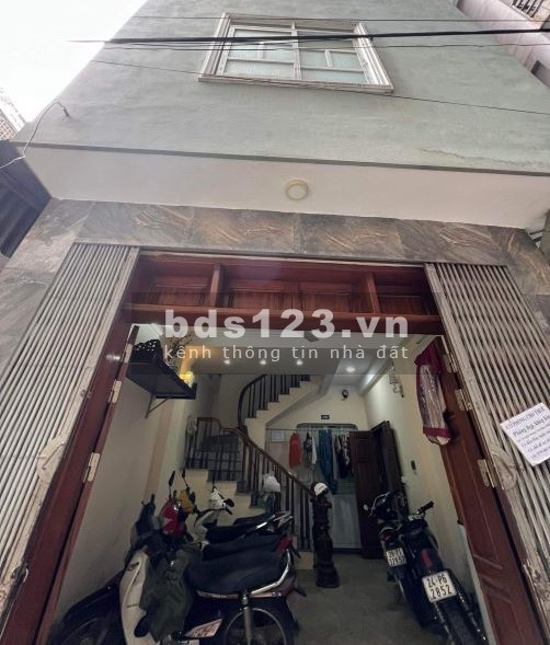 Bán CCMN tọa lạc tại lô góc, gồm 10 phòng tại cục số 5 Yên Xá giá chỉ 5.8 tỷ đồng
