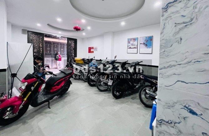 Bán tòa CHDV Xuân Đỉnh, Bắc Từ Liêm 100m2 x 6 tầng, giá 13,5 tỷ, dòng tiền 100tr/th