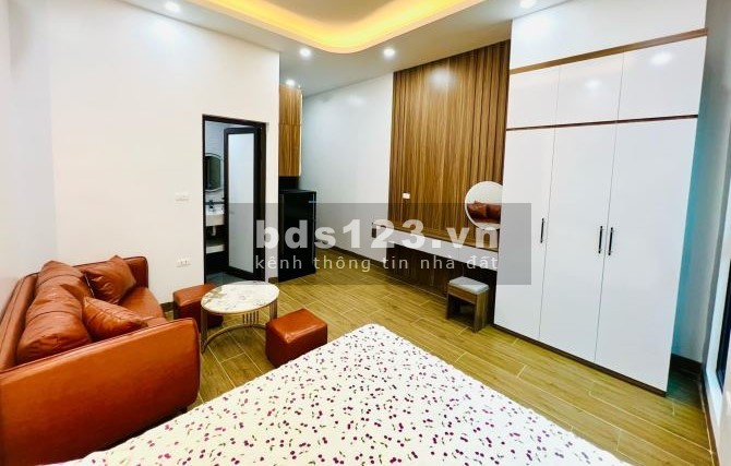 Bán CCMN tại ngõ Minh Khai, diện tích 60m2, thiết kế 7 tầng gồm 17 phòng ngủ, thu nhập đến 85tr