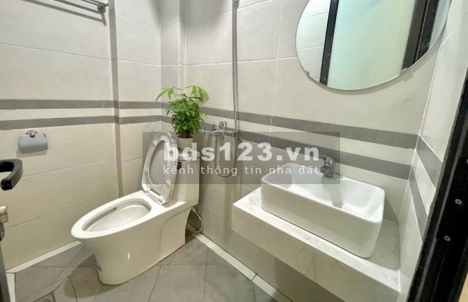 Bán tòa nhà CHDV phố Trung Kính, 9 phòng cho thuê được 50tr/th, giá nhỉnh 8 tỷ