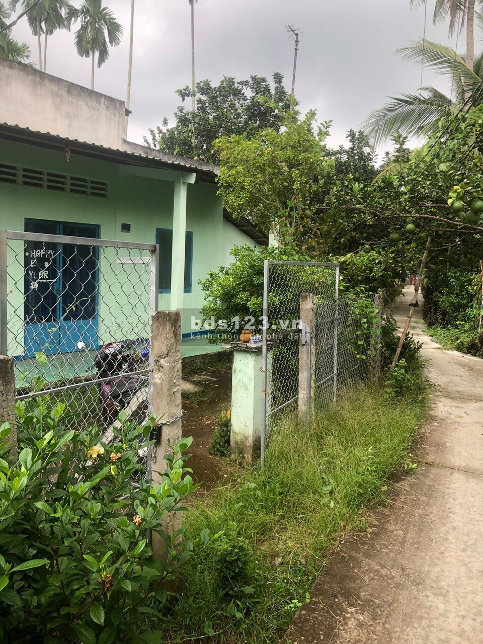 Bán gấp lô đất ở 1300m2. Xã Quới Thành, huyện Châu Thành, tỉnh Bến Tre.