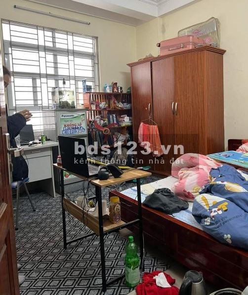 Bán CCMN tọa lạc tại lô góc, gồm 10 phòng tại cục số 5 Yên Xá giá chỉ 5.8 tỷ đồng