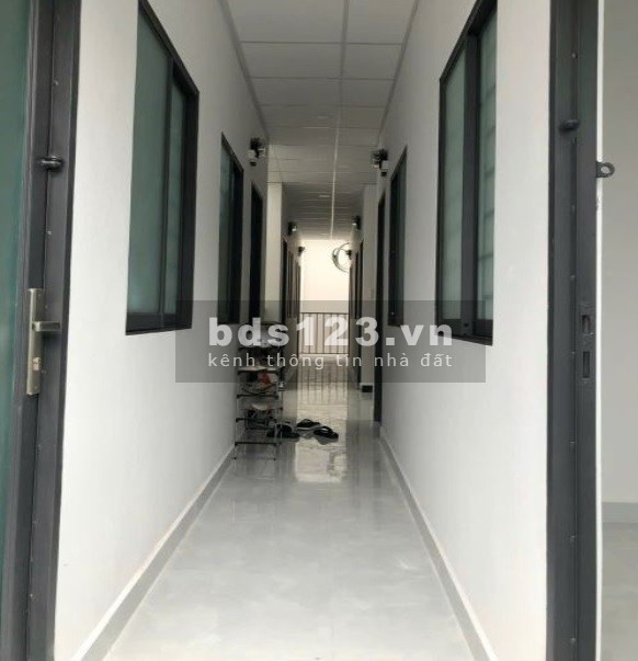 Cần bán tòa CHDV đường Lê Văn Huân, Tân Bình DT 222.4m2 có 45 phòng trọ cho thuê