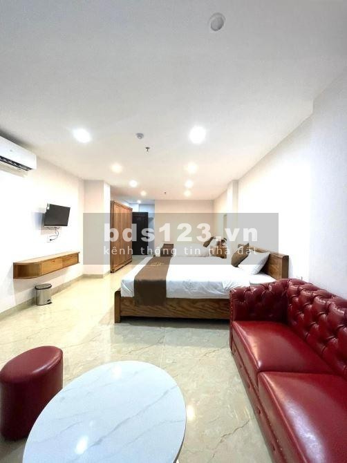 Bán gấp nhà 290m2, 8 tầng, MT 13m, sổ đổ chính chủ tại Lê Thanh Nghị Hà Nội LH 096349289x