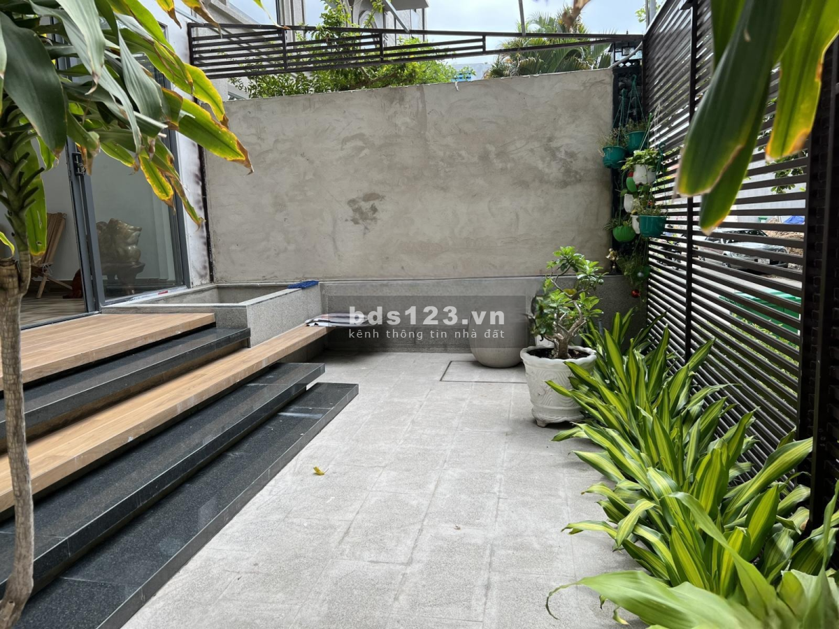Bán tòa nhà CHDV Quận 2, thiết kế 29 phòng, 5 tầng, đường số 64 Thảo Điền giá bán 55 tỷ
