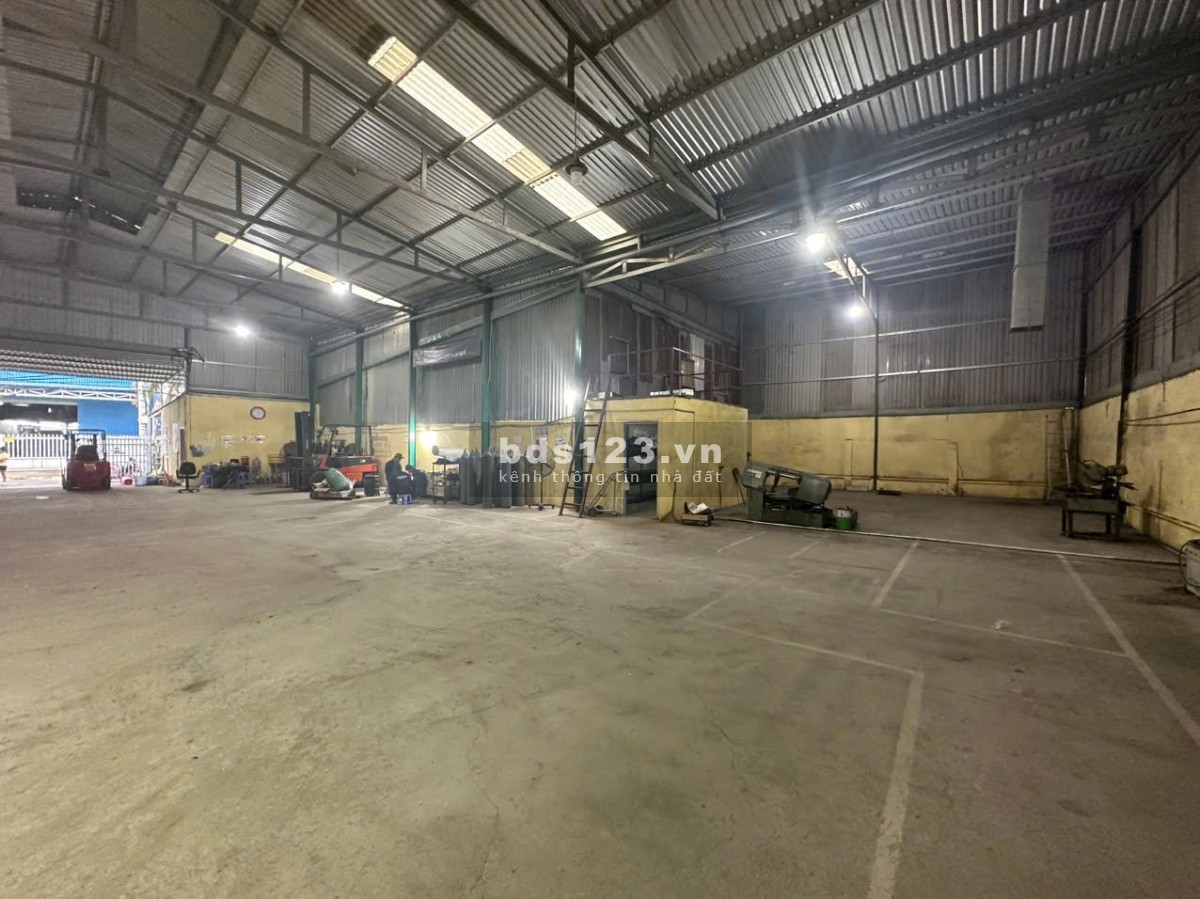 Cho thuê kho, xưởng 575m 1/ QL 1A, phường, An Phú Đông, Q12