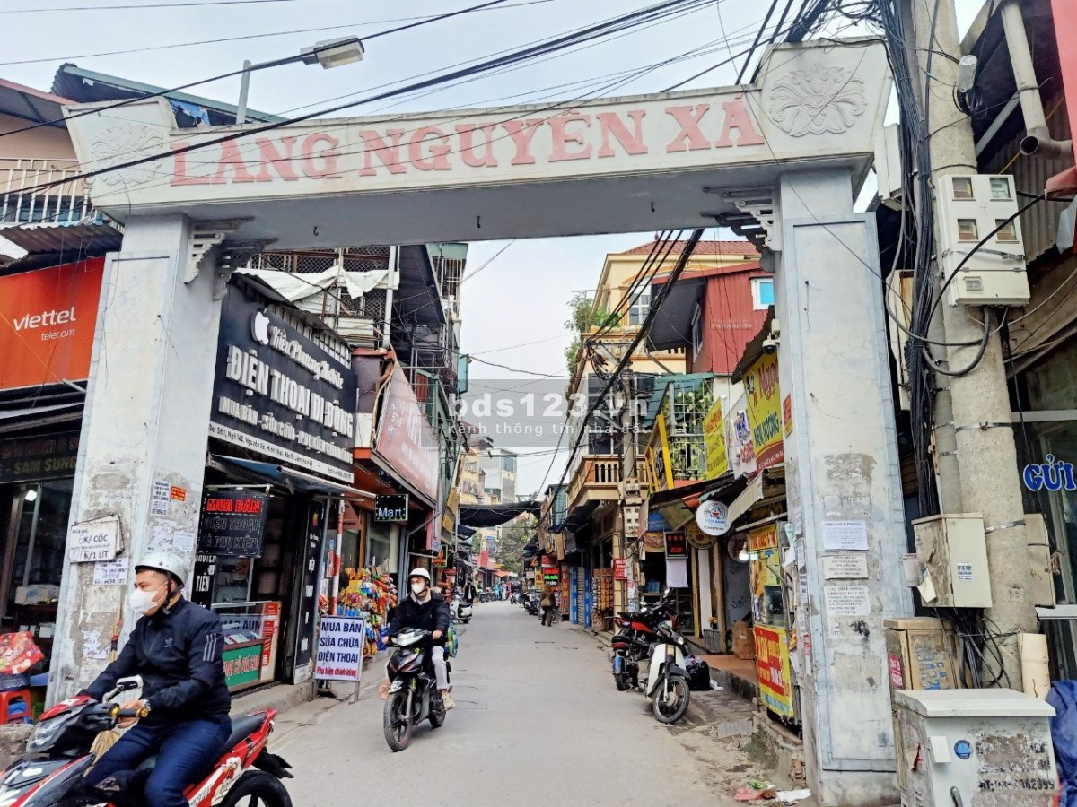 Chính chủ bán lô đất 30m2 ở Nguyên Xá - Minh Khai, MT 3,5m, đường 2,9m. Cách ô tô 15m, ở - đầu tư ok