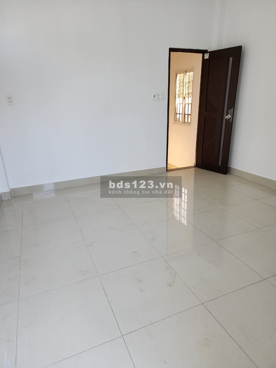 Nhà mặt tiền đường lớn, 5 phòng ngủ, kinh doanh vạn nghề, cho làm CHDV.