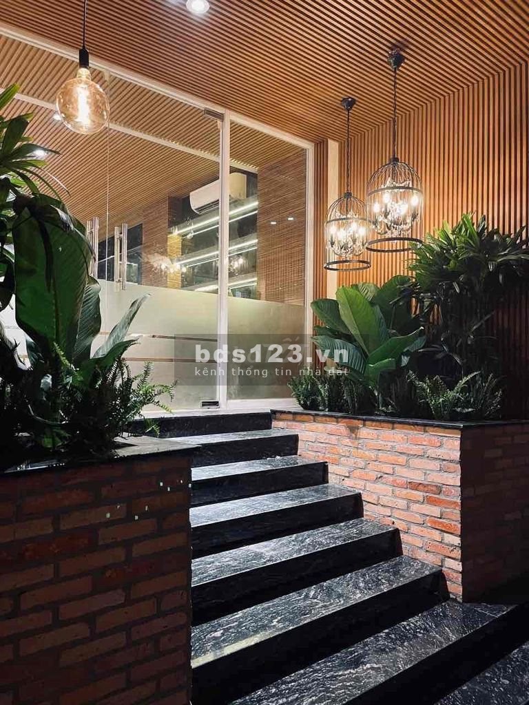 Mặt bằng siêu sang trọng, 8 x 12, hình thật thông tin thật 14 triệu hẻm xe hơi 8m đậu cửa