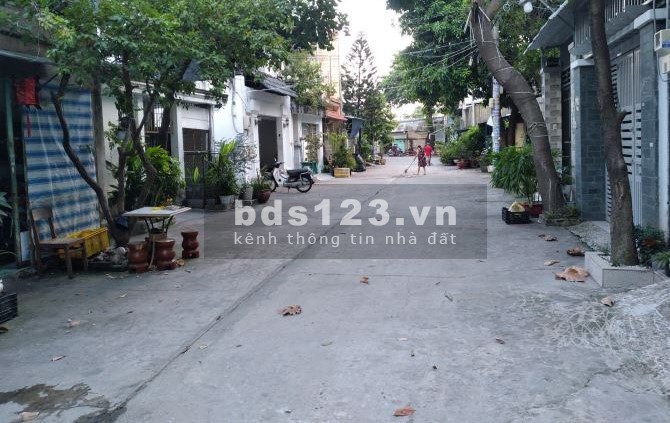 Bán dãy trọ thiết kế 3 lầu đường Nguyễn Văn Quá diện tích 115m2 giá 7.3 tỷ đồng