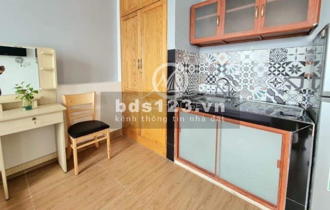 Bán dãy trọ 6 tầng, Hồ Bá Kiện quận 10, diện tích 81m2 giá 17.2 tỷ đồng