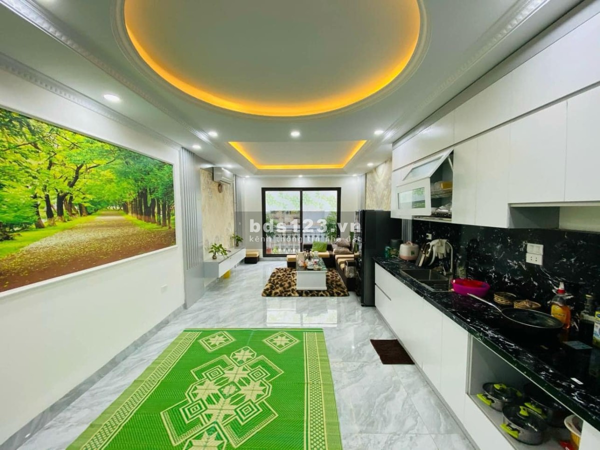 Bán gấp nhà Cầu Diễn - 53M2 - 7 tầng thang máy - ô tô 7 chỗ cất trong nhà - Lô góc 2 mặt thoáng
