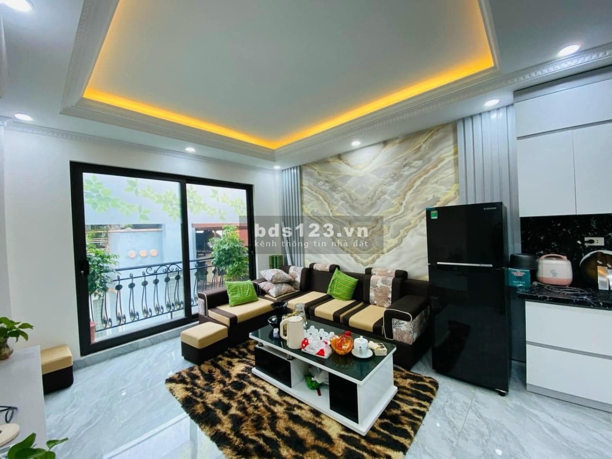 Bán gấp nhà Cầu Diễn - 53M2 - 7 tầng thang máy - ô tô 7 chỗ cất trong nhà - Lô góc 2 mặt thoáng