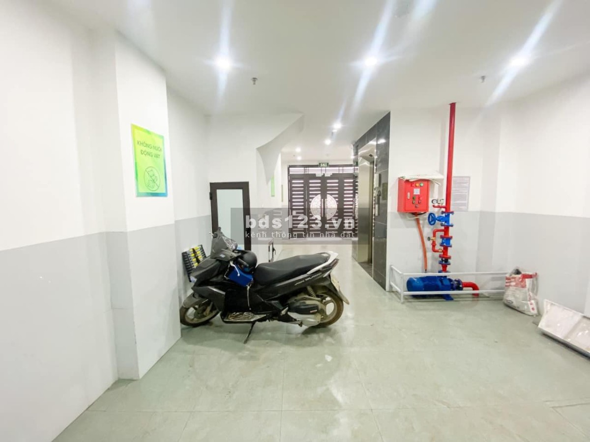 Bán tòa CCMN hiếm có tại Đức Diễn, DT 50m2, thiết kế 6 tầng, sổ đỏ chính chủ, giá bán 8.4 tỷ