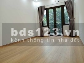 Bán Nhà Lĩnh Nam 40m x 5 Tầng ô tô đỗ cửa - Ngõ thông hai đầu gần phố giá 4,25 Tỷ