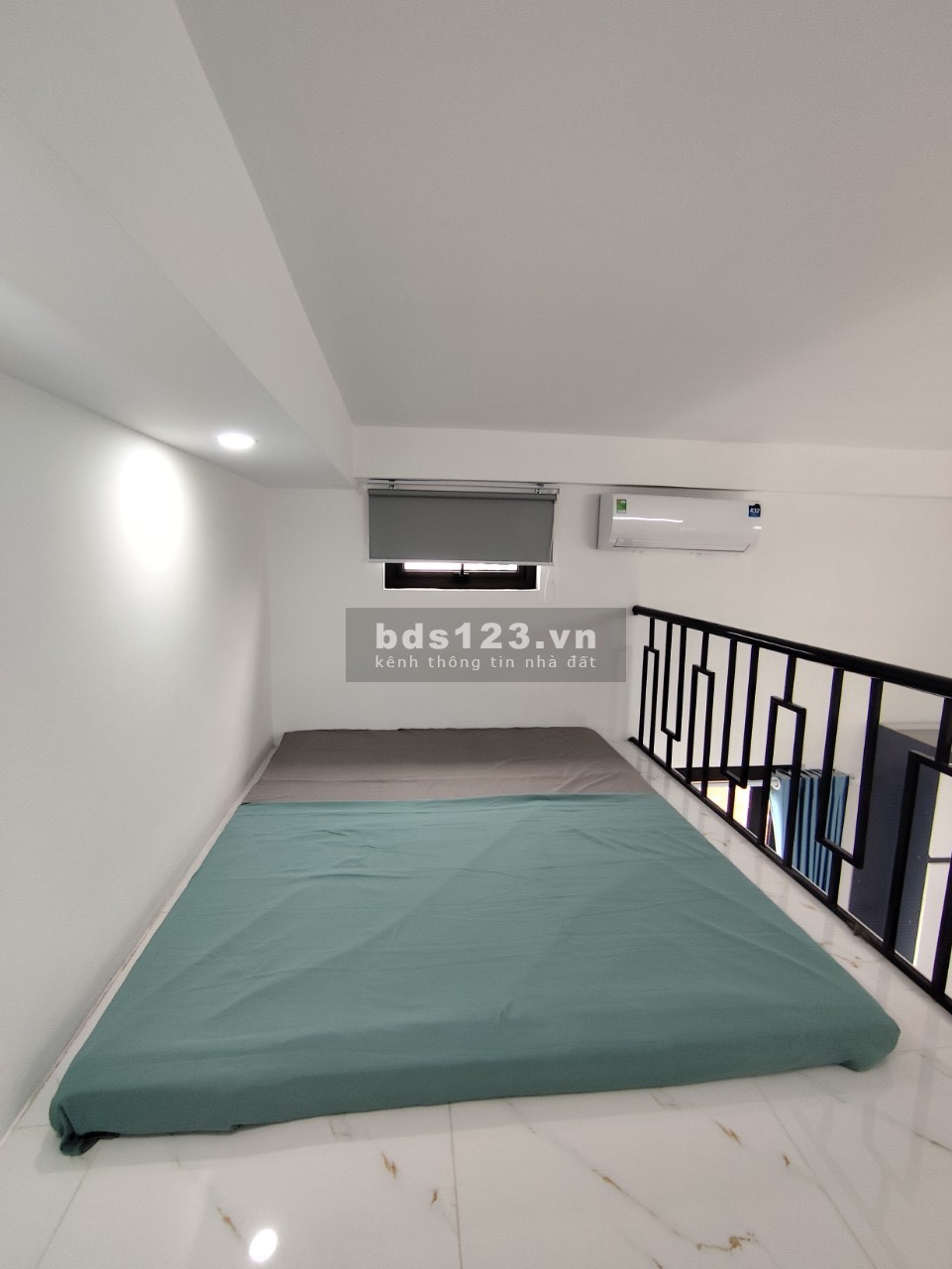 Bán tòa CCMN 100m2, 7 tầng, MT 10m, ban công, tại ngõ 381 Nguyễn Khang, giá chỉ 16.8 tỷ