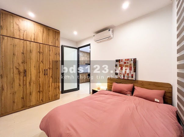 Cần bán tòa CHDV tại Thanh Xuân, diện tích 118M2 7 tầng 30PKK doanh thu 140 triệu giá 21.5 tỷ