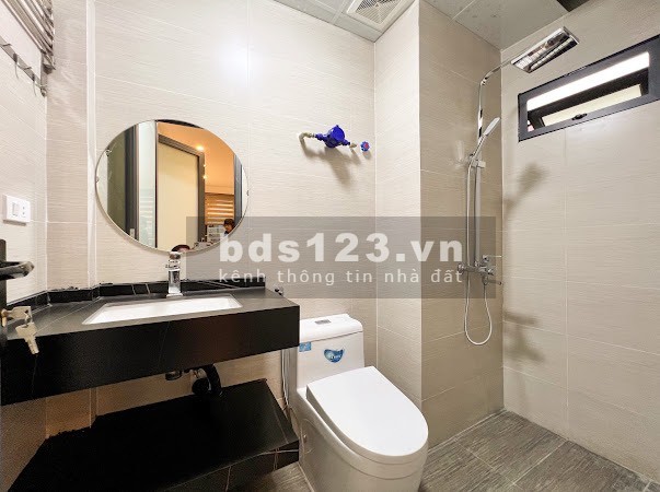 Cần bán tòa CHDV tại Thanh Xuân, diện tích 118M2 7 tầng 30PKK doanh thu 140 triệu giá 21.5 tỷ