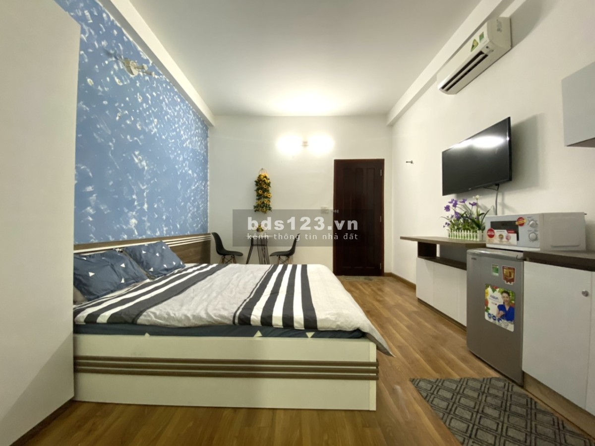 CHDV full nt thất đẹp, view L81,thang máy tận phòng , giá tốt