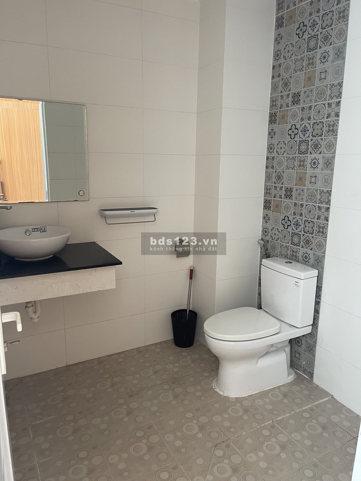 Cho thuê phòng 24m2 đường Lê Quang Định, Q. Bình Thạnh