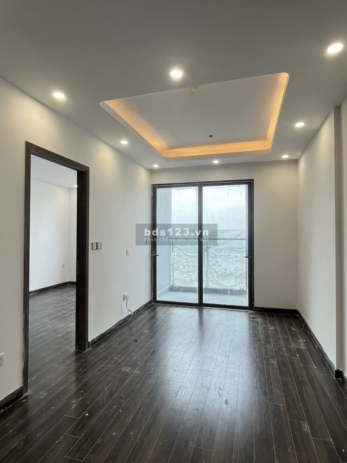 Chính chủ cần cho thuê căn hộ 1.5 phòng ngủ tại Hoàng Huy Commerce, giá chỉ 5.5 triệu