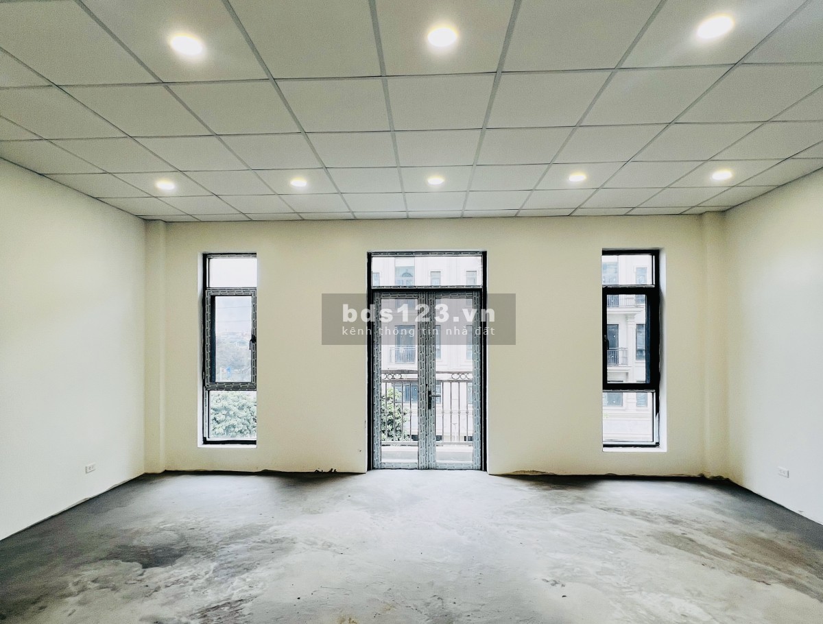 Chính chủ cho thuê văn phòng tại Him Lam, Vạn Phúc