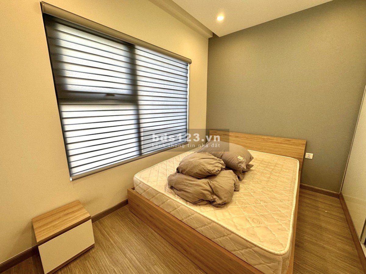 Cắt lỗ bán gấp căn hộ 2PN+1 tặng full nội thất cao cấp tại Vinhomes Grand Park
