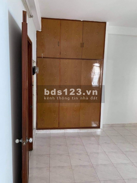 Cho thuê phòng trọ Nguyễn Thái Sơn diện tích 25m2, 4 người ở, 3,5 triệu/tháng
