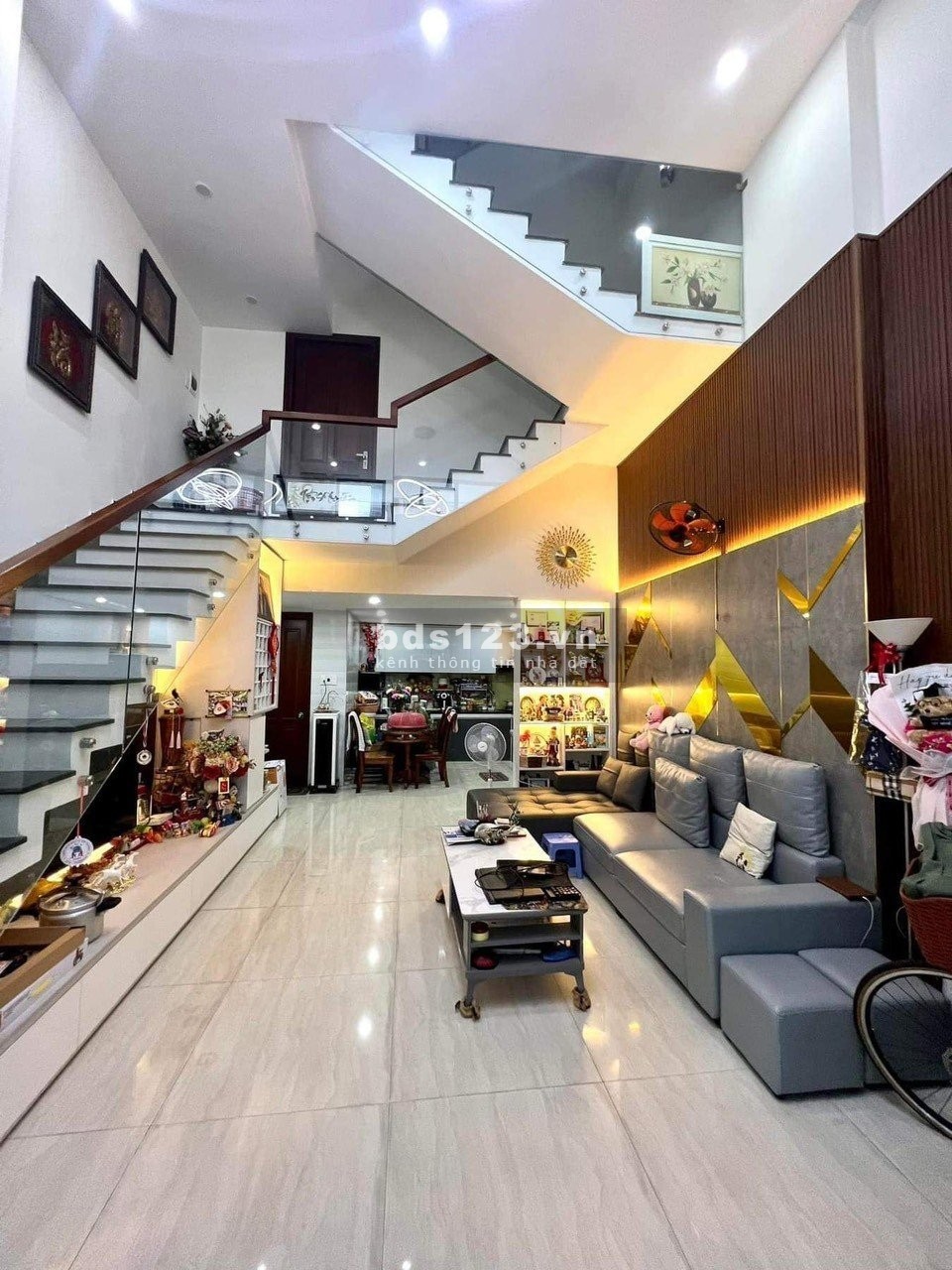 Trần Tống - Nhà thiết kế phong cách Châu Âu - 6 tỷ TL