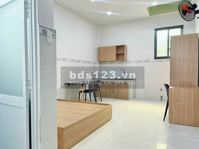 Cho thuê phòng trọ có sẵn ngay Lê Văn Việt, tiện nghi đầy đủ, giá 4 triệu đồng