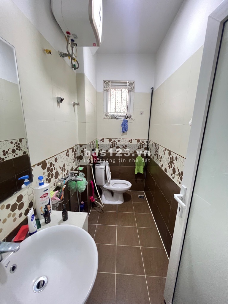 Nhà trung tâm Hai Bà Trưng - Mặt ngõ Đê Trần Khát Chân - Nhà cực chất - Nội thất gỗ cao cấp
