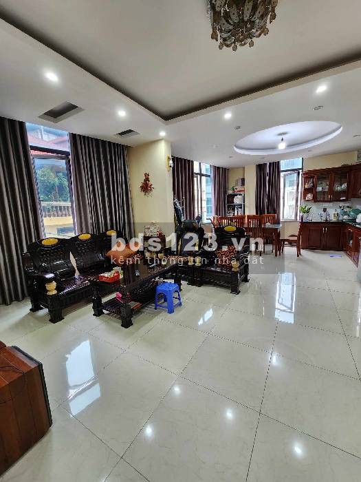 Phân lô phố Kim Ngưu - Lô góc ô tránh - Vừa ở vừa kinh doanh đỉnh - Mặt tiền rộng thoáng