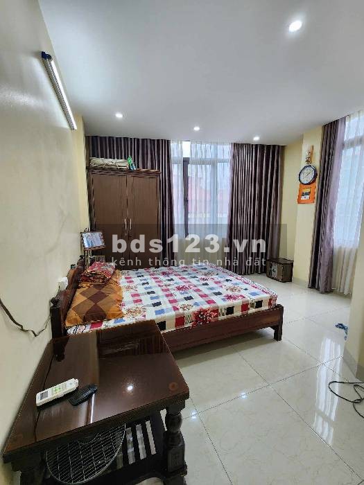 Phân lô phố Kim Ngưu - Lô góc ô tránh - Vừa ở vừa kinh doanh đỉnh - Mặt tiền rộng thoáng