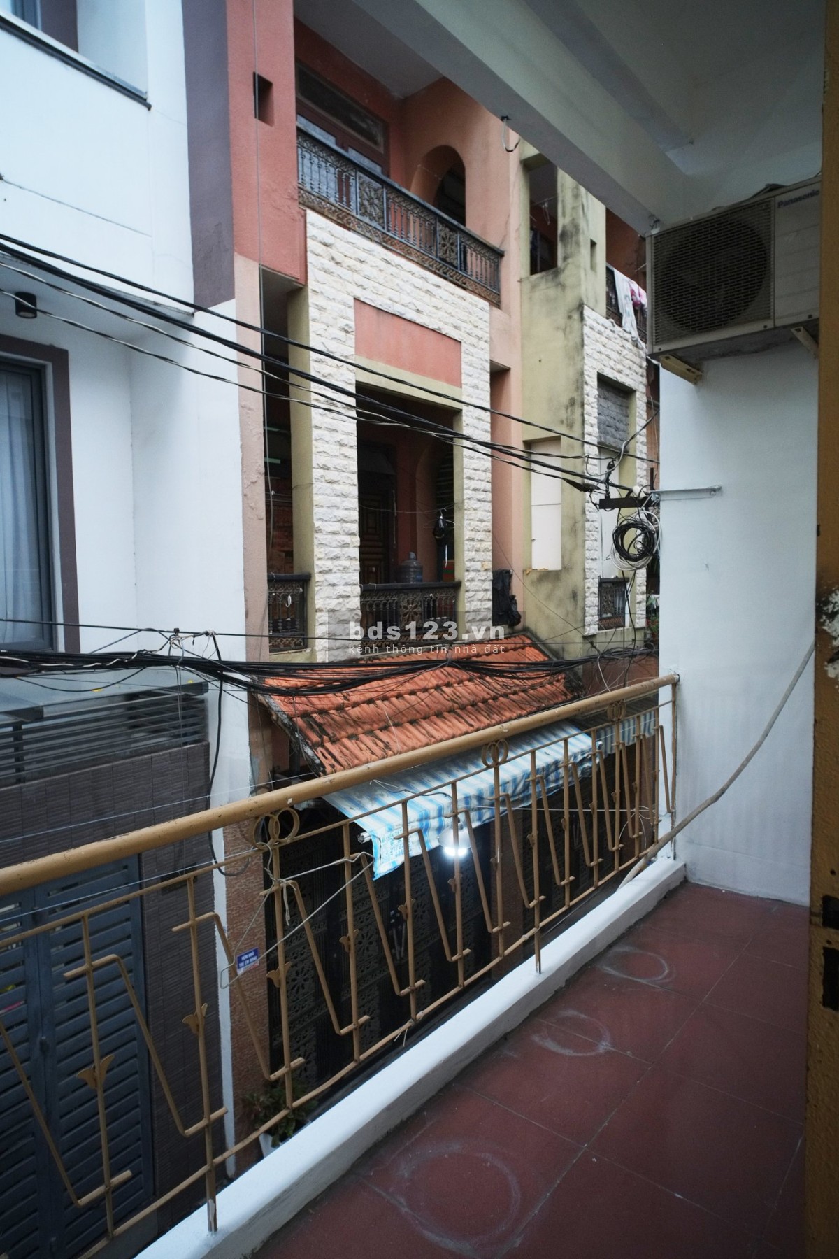 Cho thuê nhà nguyên căn 16 triệu 54m2 hẻm xe hơi 766 CMT8 Tân Bình