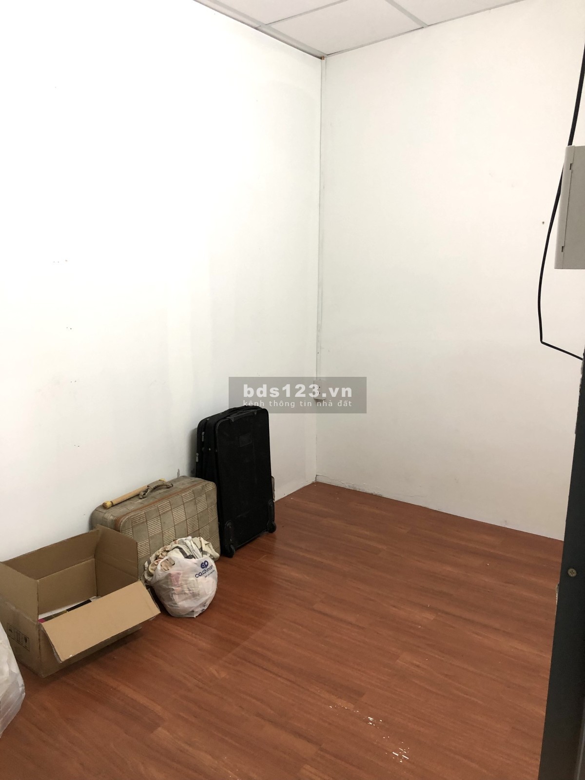 Nhà đẹp đối diện Coopmart Bình Triệu 4 x 12.5, 2 phòng ngủ, giá chỉ 3.55 tỷ TL