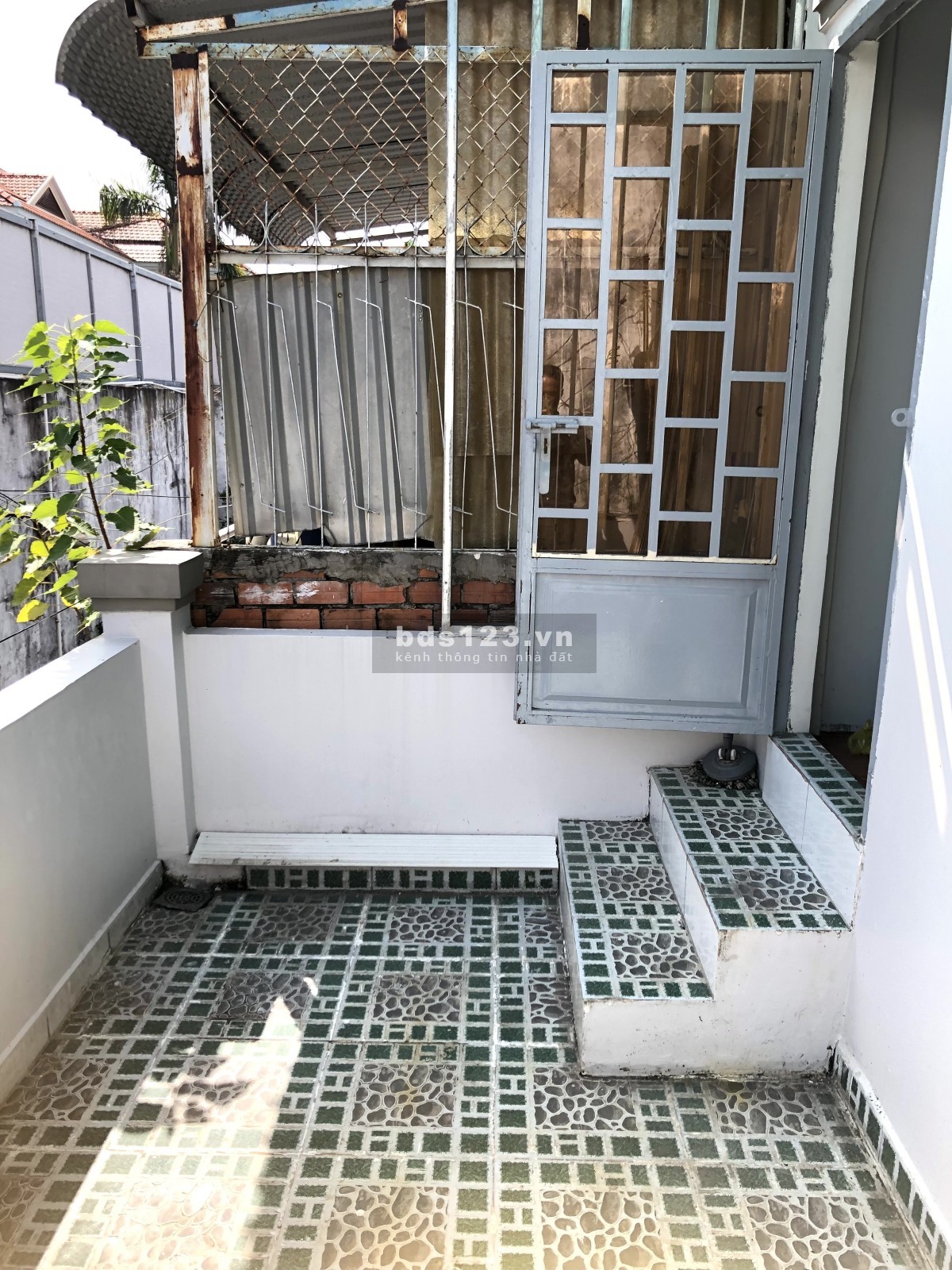 Nhà đẹp đối diện Coopmart Bình Triệu 4 x 12.5, 2 phòng ngủ, giá chỉ 3.55 tỷ TL