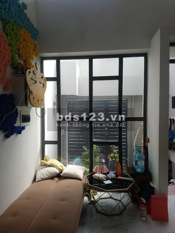 Chính chủ bán nhà gấp 1 trệt 5 lầu đi nước ngoài khu Trung Chánh sầm uất