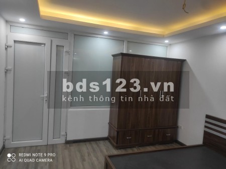 Cho thuê phòng trọ khép kín 3,5tr, ô tô tránh nhau, bảo vệ 24/7, khu Bộ công an ngõ 175 Định Công